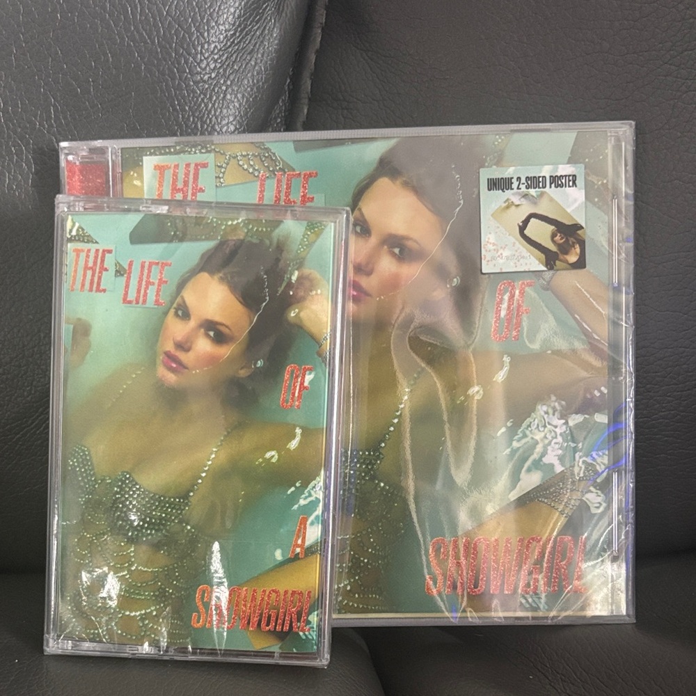 Sweet Vanilla Edition CD + Orange Cassette + 2-Sided Poster 💿📼✨